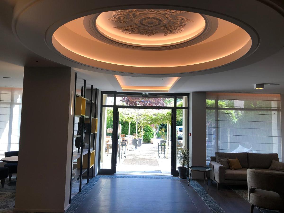 Nouvel Hotel Du Commerce Castellane Exterior photo